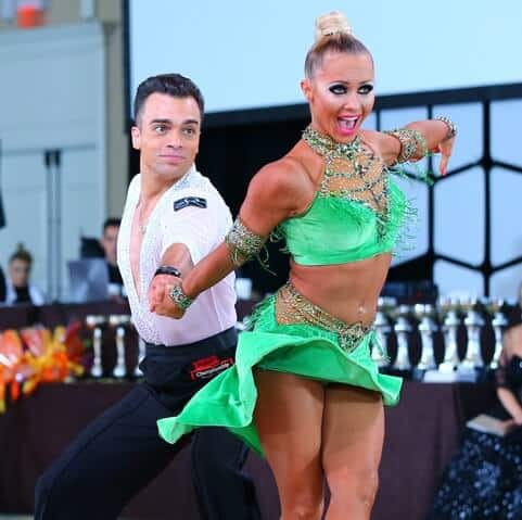 Learn-to-east-coast-swing-scaled-1
