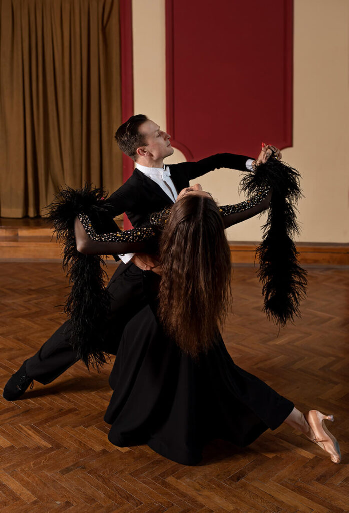 Adult - best dance styles for couples