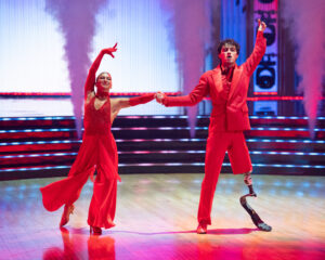 16 Incredible DWTS Season 35 Premiere Moments - DWTS Season 35 Premiere 183407 Em109652 - Dwts Season 35 Premiere
